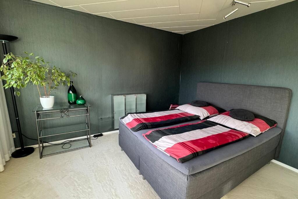Monikas Home - Gemuetliche 3-Zimmer-Wohnung Im Herzen Von بوبلنغ المظهر الخارجي الصورة